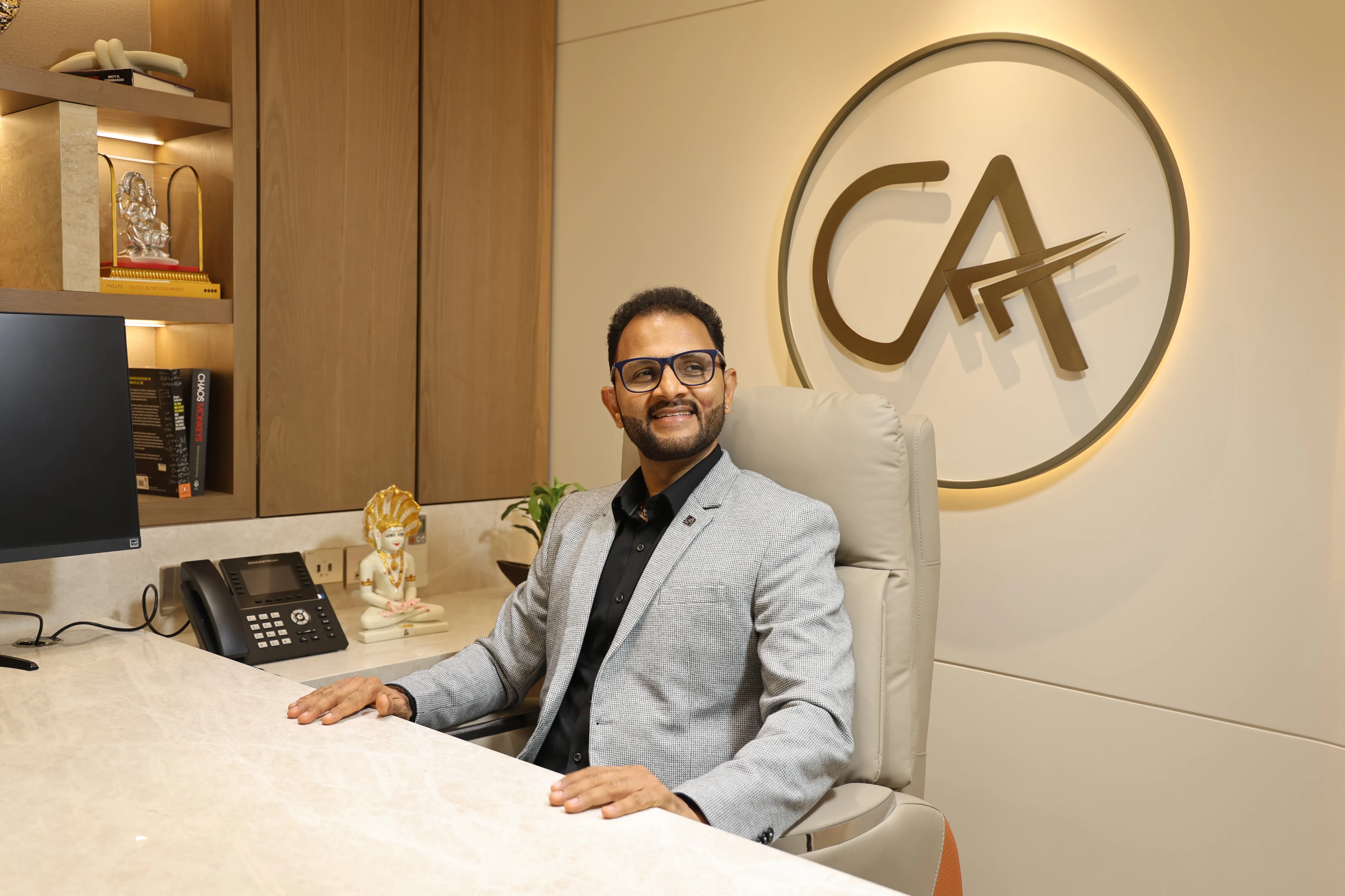  ca hiren shah - Kandivali 